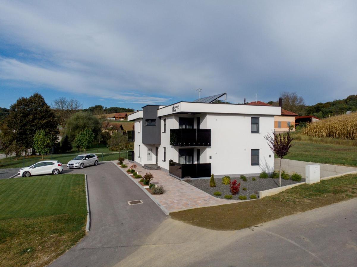 Apartments Dora Sveti Martin Na Muri Exterior photo